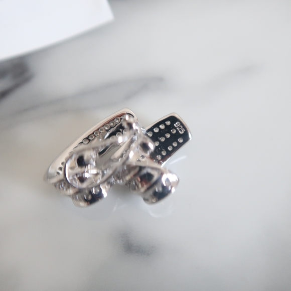 Sterling silver cubic zirconia earrings - Picture 2 of 8